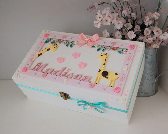 Giraffe Memory Box