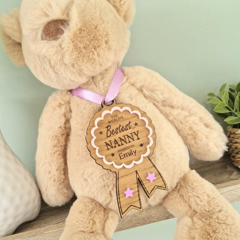 Wooden Rosette 'Bestest Nanny'