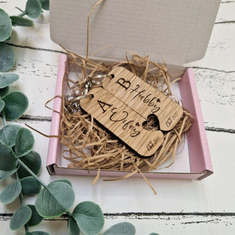 Hubby & Wifey Keyring Gift Set