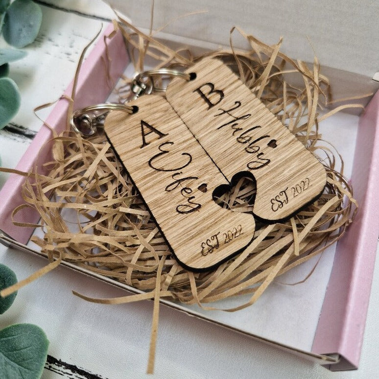 Hubby & Wifey Keyring Gift Set