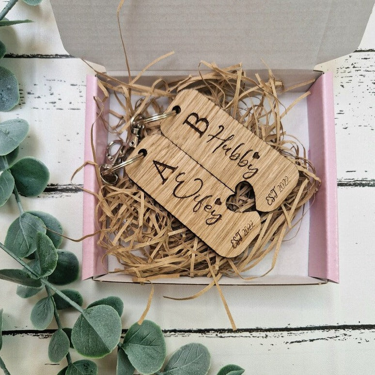 Hubby & Wifey Keyring Gift Set